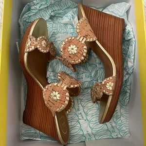 Jack Rogers Platforms, Luccia